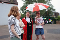 The William Hogarth School Holds Summer Fair