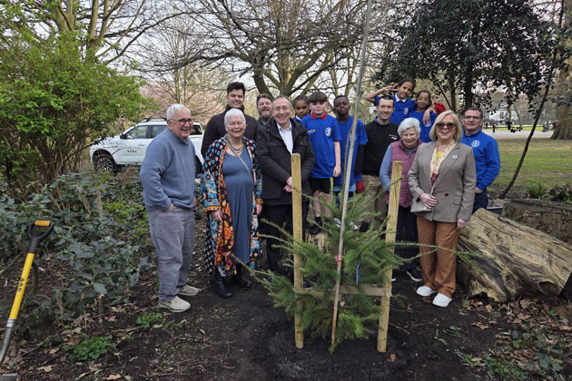 Sulgrave Youth Club tree planting