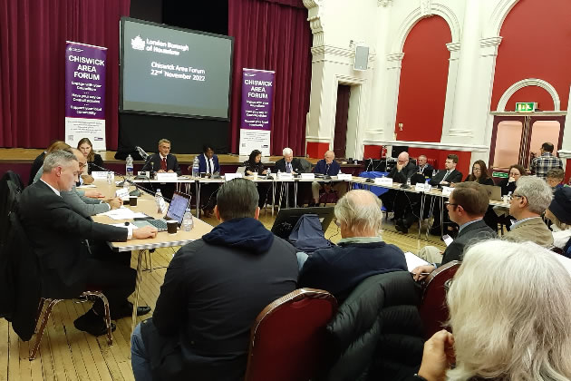 Issues at the Chiswick Area Forum sharply divided the audience