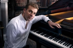 Pianist Fiachra Garvey to Perform at St Nicholas