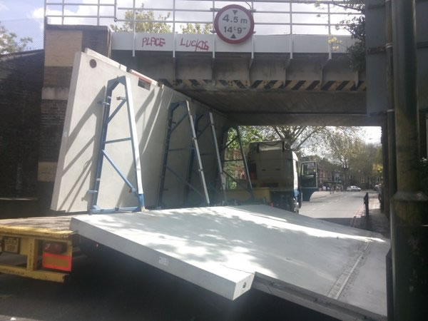 Lorry hits bridge