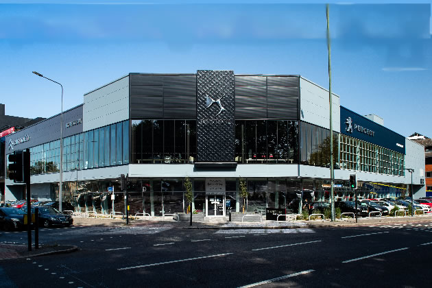 New sales and service centre on Chiswick Roundabout 