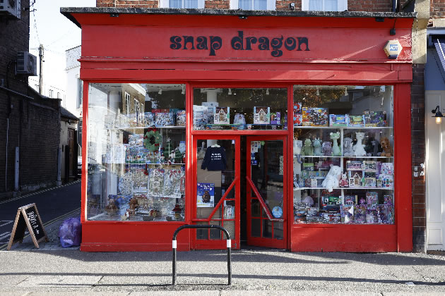 Snap Dragon on Turnham Green Terrace