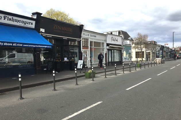 Wands have been installed to prevent parking on Turnham Green Terrace