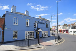 Chiswick Woman Arrested After Man Dies from Head Injuries