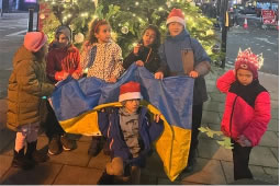 Ukrainian Children Light up Chiswick for Christmas