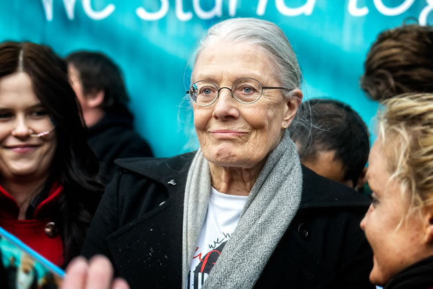 Vanessa Redgrave protesting with junior doctors in 2016