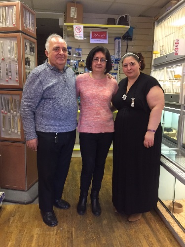 Grace & Oscar Paklayan and daughter Talita Paklayan Pet Shop owners