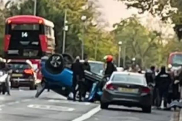 The car overturned on Putney Hill.