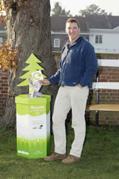 Matthew Pinsett Promotes Christmas Card Recycling
