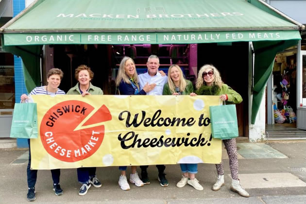 Jules Kane, Lucy Cufflin, Fran Warde, Jo Pratt, Donna Freed and Damien from Macken Brothers (centre right) 