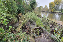 Thames Path By Kew to Open Later Than Planned