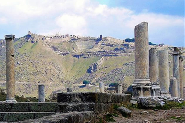 Pergamon is in present day Türkiye